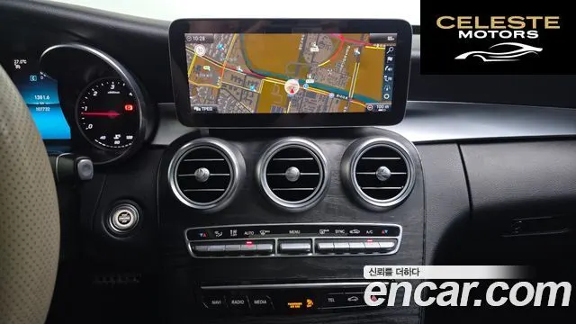 MERCEDES AMG C-Classe W205 C220 d 4MATIC AMG Line 2019 — photo 13 sur 20