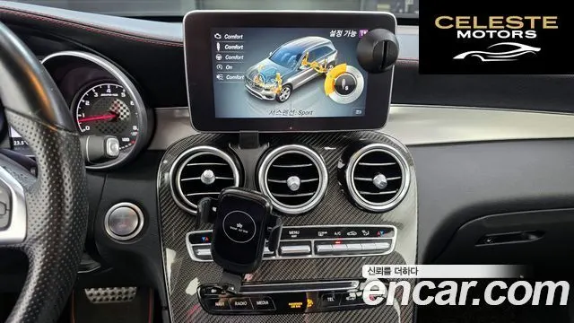 MERCEDES AMG GLC-Classe X253 AMG GLC43 4MATIC 2017 — photo 14 sur 20