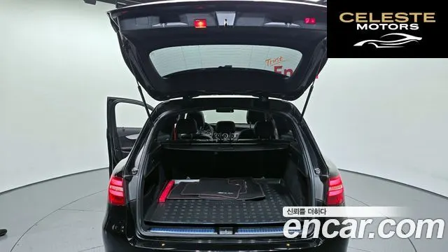 MERCEDES AMG GLC-Classe X253 AMG GLC43 4MATIC 2017 — photo 19 sur 20