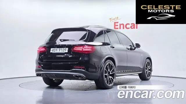 MERCEDES AMG GLC-Classe X253 AMG GLC43 4MATIC 2017 — photo 2 sur 20