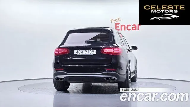 MERCEDES AMG GLC-Classe X253 AMG GLC43 4MATIC 2017 — photo 4 sur 20