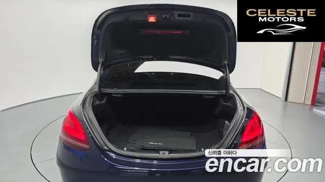 MERCEDES AMG C-Classe W205 C220 d 4MATIC AMG Line 2019 — photo 26 sur 30