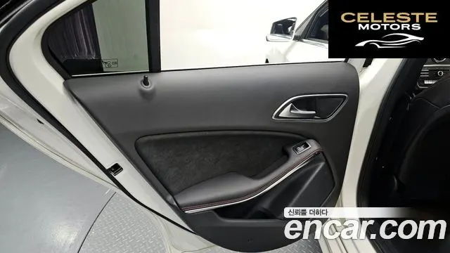 MERCEDES AMG A-Classe W176 A200 AMG Line 2018 — photo 15 sur 30