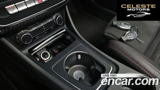 MERCEDES AMG A-Classe W176 A200 AMG Line 2018 — photo 22 sur 30