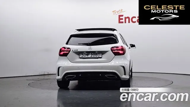 MERCEDES AMG A-Classe W176 A200 AMG Line 2018 — photo 4 sur 30