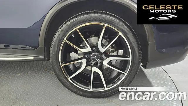 MERCEDES AMG GLC-Classe X253 AMG GLC43 4MATIC 2018 — photo 7 sur 33