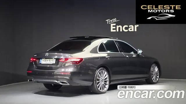 MERCEDES AMG E-Classe W213 E350 4MATIC AMG Line 2021 — photo 2 sur 32