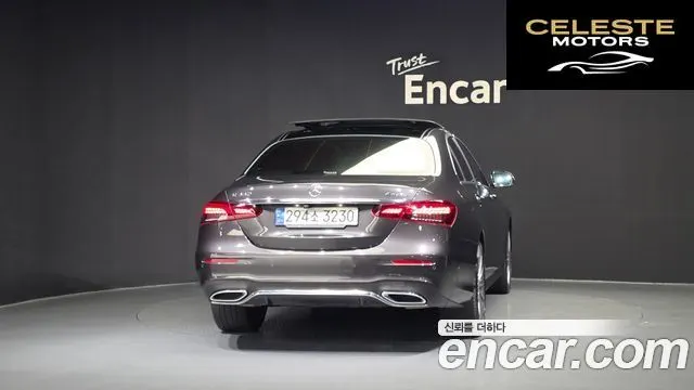 MERCEDES AMG E-Classe W213 E350 4MATIC AMG Line 2021 — photo 4 sur 32