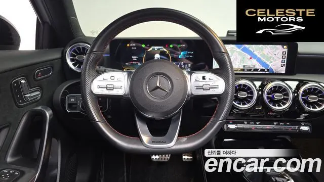 MERCEDES AMG A-Classe W177 AMG A45 4MATIC+ Hatchback 2021 — photo 19 sur 31
