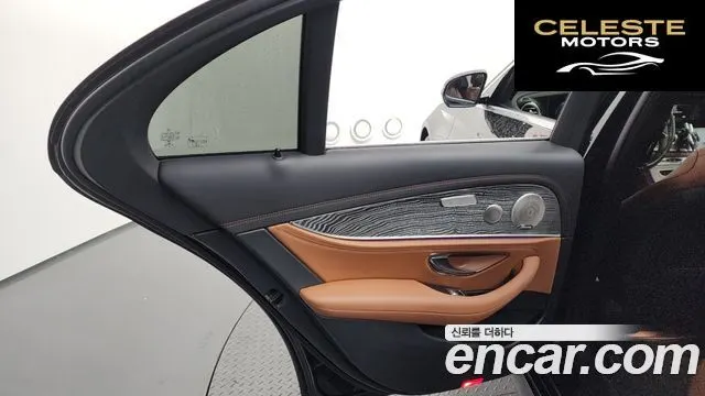 MERCEDES AMG E-Classe W213 E350 4MATIC AMG Line 2021 — photo 15 sur 37