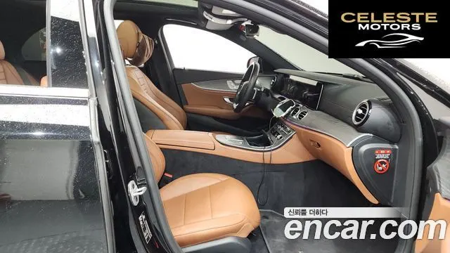 MERCEDES AMG E-Classe W213 E350 4MATIC AMG Line 2021 — photo 16 sur 37