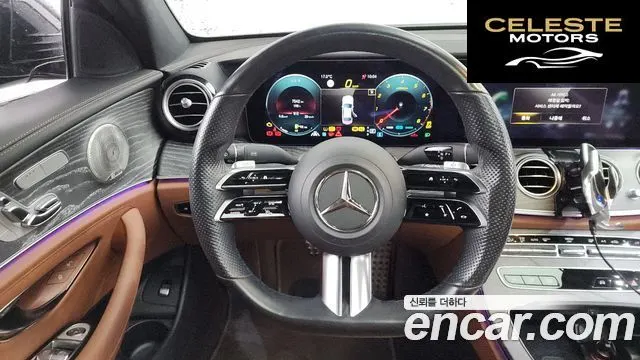 MERCEDES AMG E-Classe W213 E350 4MATIC AMG Line 2021 — photo 19 sur 37