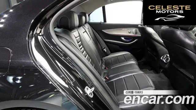 MERCEDES AMG E-Classe W213 E300 AMG Line 2019 — photo 18 sur 31