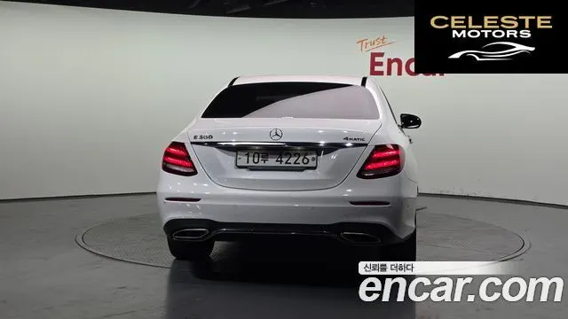 MERCEDES AMG E-Classe W213 E300 4MATIC AMG Line 2018 — photo 4 sur 20