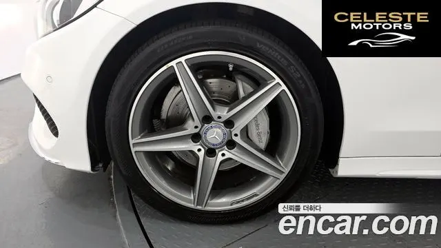 MERCEDES AMG C-Classe W205 C200 AMG Line 2017 — photo 5 sur 20