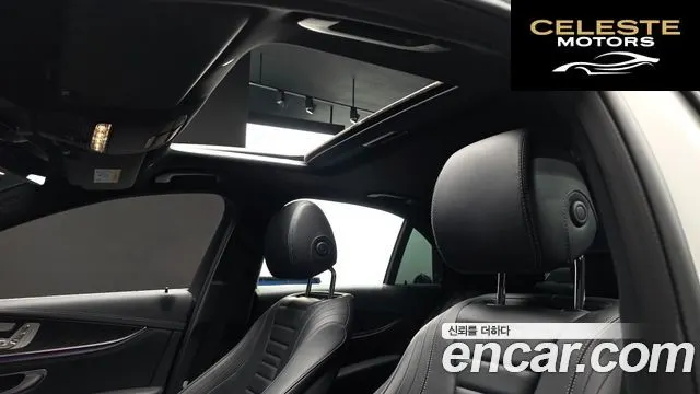 MERCEDES AMG E-Classe W213 E220d 4MATIC AMG Line 2021 — photo 23 sur 31