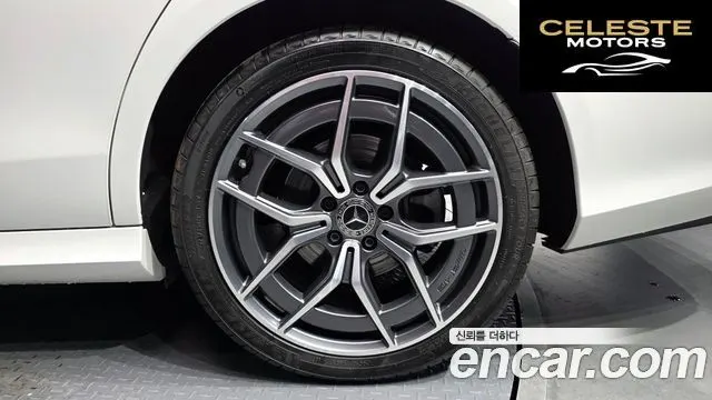 MERCEDES AMG E-Classe W213 E220d 4MATIC AMG Line 2021 — photo 7 sur 31