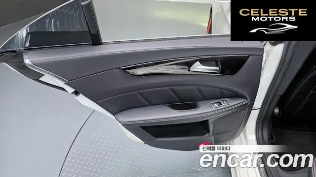 MERCEDES AMG CLS-Classe W218 CLS250 d 4MATIC AMG Line 2017 — photo 15 sur 33