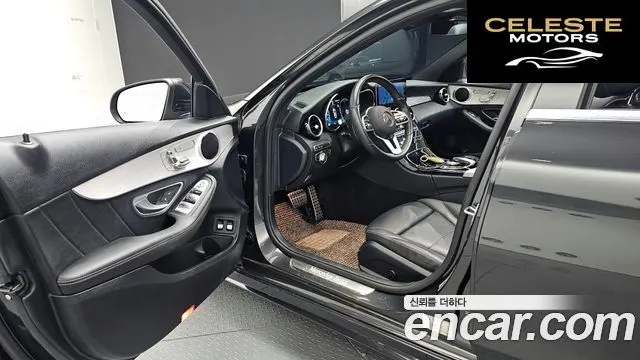 MERCEDES AMG C-Classe W205 C300e 4MATIC AMG Line 2020 — photo 13 sur 35