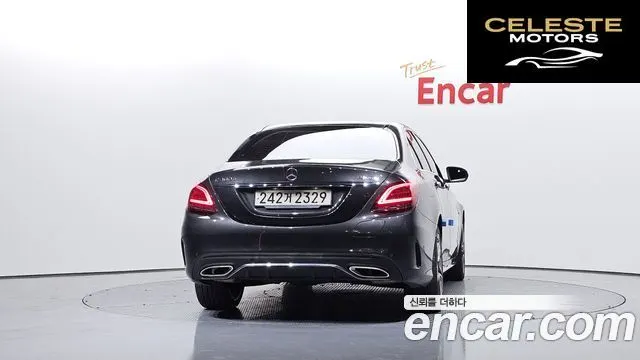 MERCEDES AMG C-Classe W205 C300e 4MATIC AMG Line 2020 — photo 4 sur 35