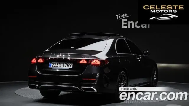 MERCEDES AMG E-Classe W214 E300 4MATIC AMG Line 2025 — photo 2 sur 32