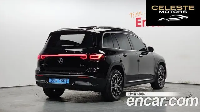 MERCEDES AMG EQB X243 EQB300 4MATIC AMG Line 2023 — photo 2 sur 35