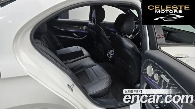 MERCEDES AMG E-Classe W213 E350 4MATIC AMG Line 2023 — photo 17 sur 34