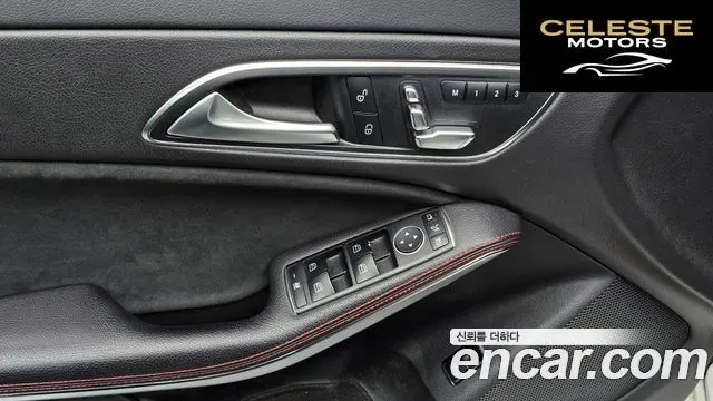 MERCEDES AMG CLA-Classe C117 CLA45 AMG 4MATIC 2018 — photo 25 sur 30