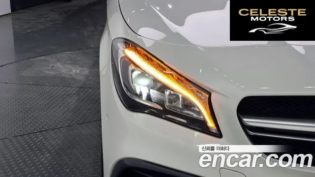 MERCEDES AMG CLA-Classe C117 CLA45 AMG 4MATIC 2018 — photo 7 sur 30