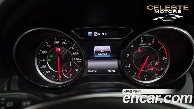 MERCEDES AMG A-Classe W176 A45 AMG 4MATIC 2017 — photo 8 sur 20