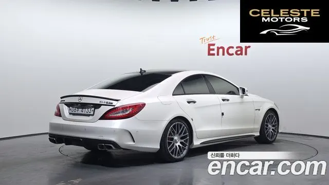 MERCEDES AMG CLS-Classe W218 CLS63 AMG S 4MATIC 2017 — photo 2 sur 32