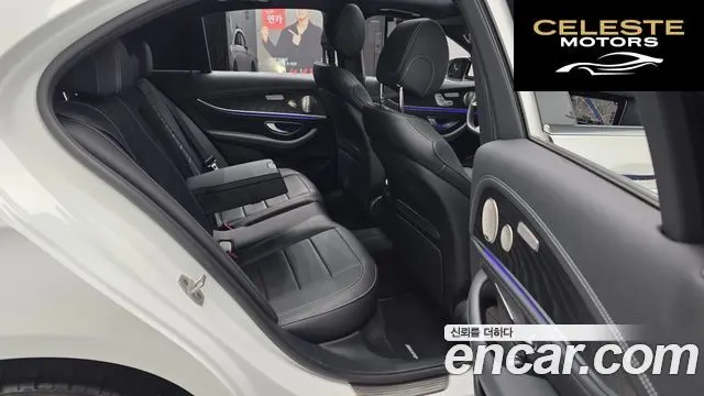 MERCEDES AMG E-Classe W213 E220d 4MATIC AMG Line 2023 — photo 17 sur 34
