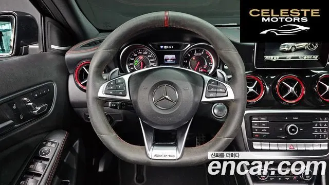 MERCEDES AMG GLA-Classe X156 GLA45 AMG 4MATIC 2018 — photo 19 sur 31