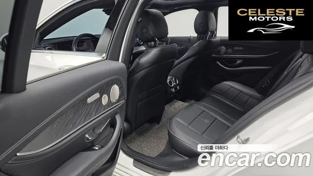 MERCEDES AMG E-Classe W213 E350 4MATIC AMG Line 2022 — photo 15 sur 35
