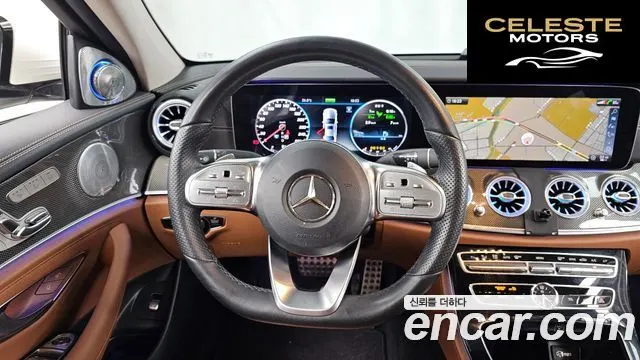 MERCEDES AMG E-Classe W213 E350 4MATIC AMG Line 2019 — photo 19 sur 33