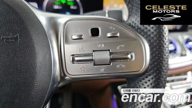 MERCEDES AMG E-Classe W213 E350 4MATIC AMG Line 2019 — photo 32 sur 33