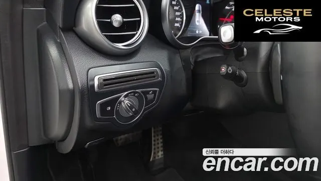 MERCEDES AMG C-Classe W205 C220 d 4MATIC AMG Line 2019 — photo 24 sur 35