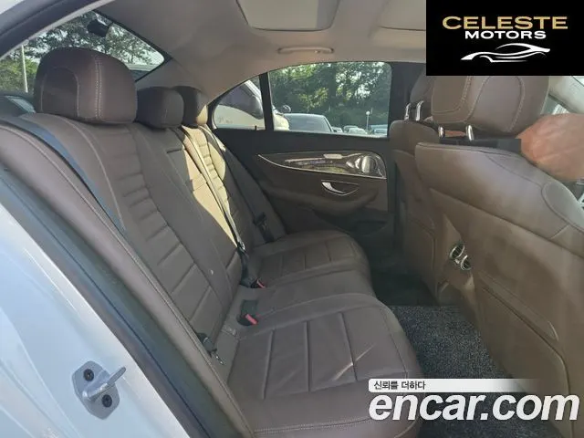 MERCEDES AMG E-Classe W213 E300 4MATIC AMG Line 2020 — photo 11 sur 26