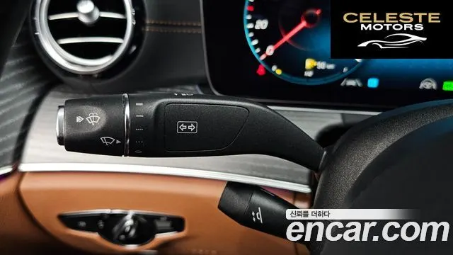 MERCEDES AMG E-Classe W213 E350 4MATIC AMG Line 2021 — photo 30 sur 36