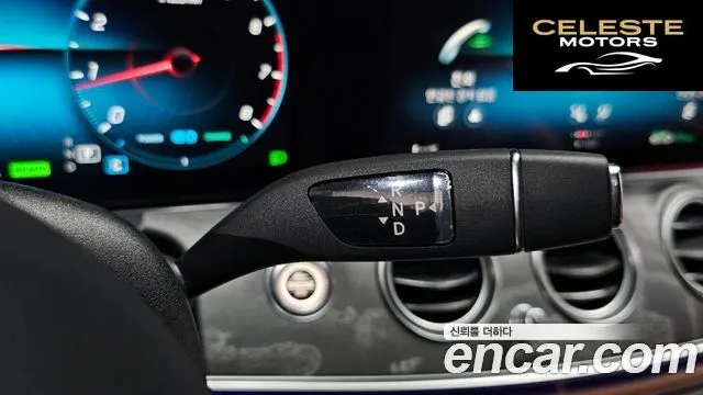MERCEDES AMG E-Classe W213 E350 4MATIC AMG Line 2021 — photo 11 sur 36