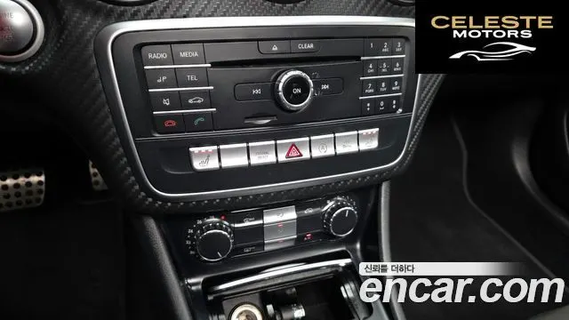 MERCEDES AMG A-Classe W176 A200 AMG Line 2018 — photo 18 sur 20