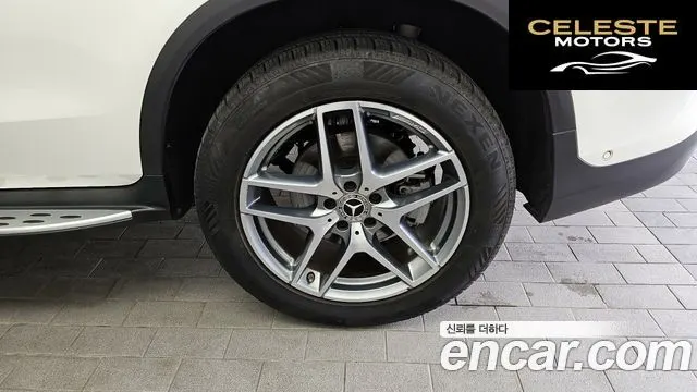 MERCEDES AMG GLC-Classe X253 GLC350e 4MATIC AMG Line 2018 — photo 7 sur 33