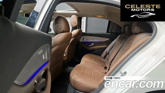 MERCEDES AMG E-Classe W213 E300 AMG Line 2019 — photo 18 sur 30