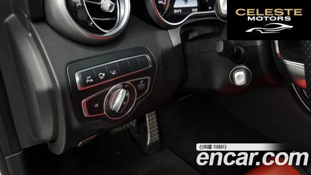 MERCEDES AMG C-Classe W205 C63 AMG Coupé 2018 — photo 28 sur 32
