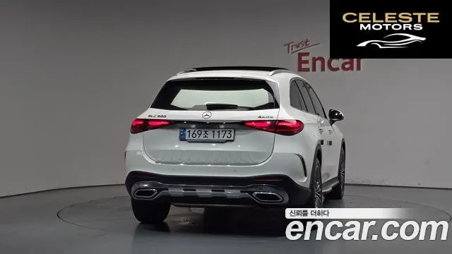 MERCEDES AMG GLC-Classe X254 GLC300 4MATIC AMG Line 2024 — photo 3 sur 35