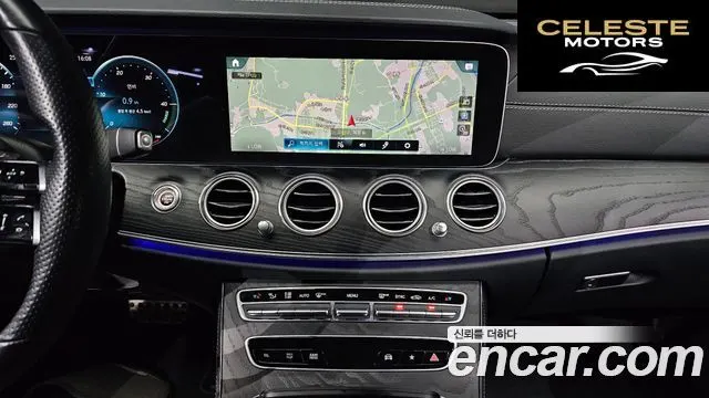 MERCEDES AMG E-Classe W213 E220d 4MATIC AMG Line 2021 — photo 16 sur 20