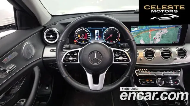 MERCEDES AMG E-Classe W213 E300 4MATIC AMG Line 2020 — photo 13 sur 20