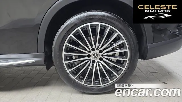 MERCEDES AMG GLC-Classe X254 GLC300 4MATIC AMG Line 2025 — photo 7 sur 35