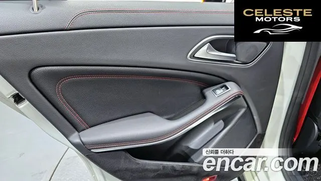 MERCEDES AMG CLA-Classe C117 CLA45 AMG 4MATIC 2017 — photo 15 sur 30