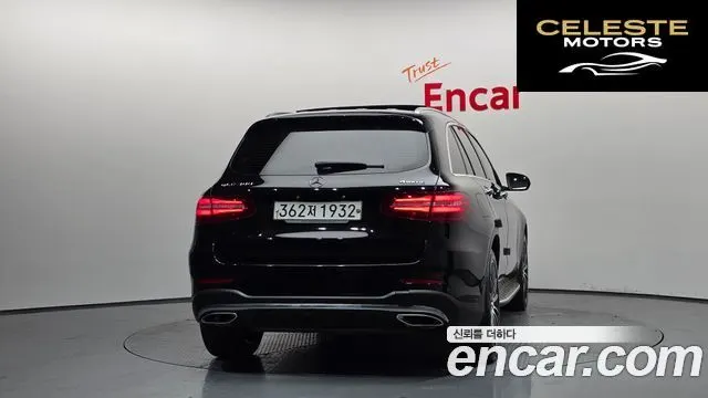 MERCEDES AMG GLC-Classe X253 GLC300 4MATIC AMG Line 2019 — photo 4 sur 20